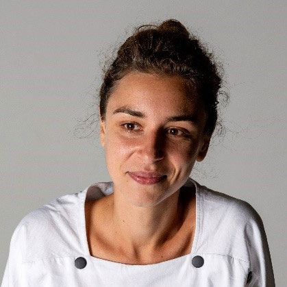 Profile photo of Laura Mateescu