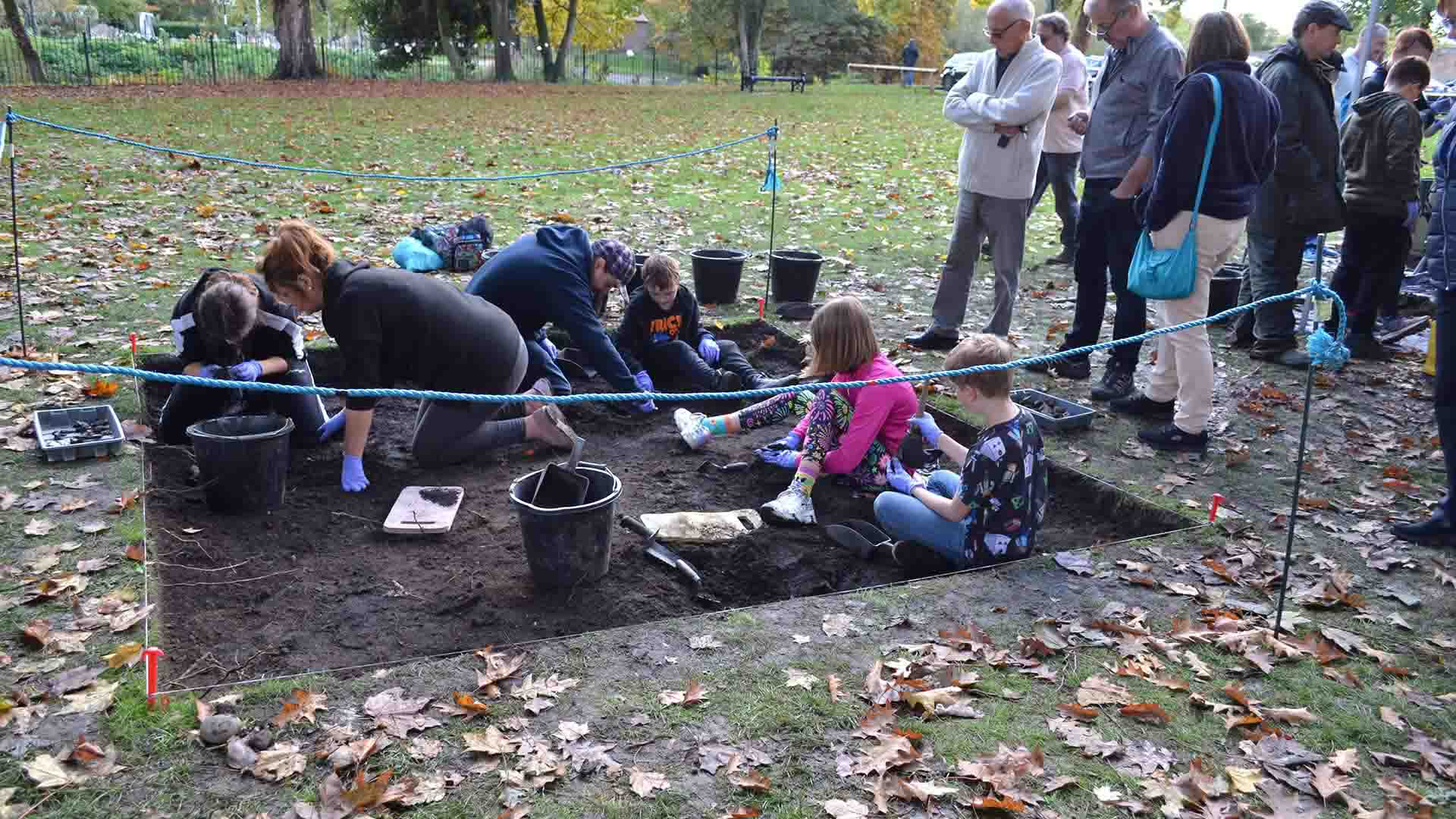 Tamworth castle mill  community excavation